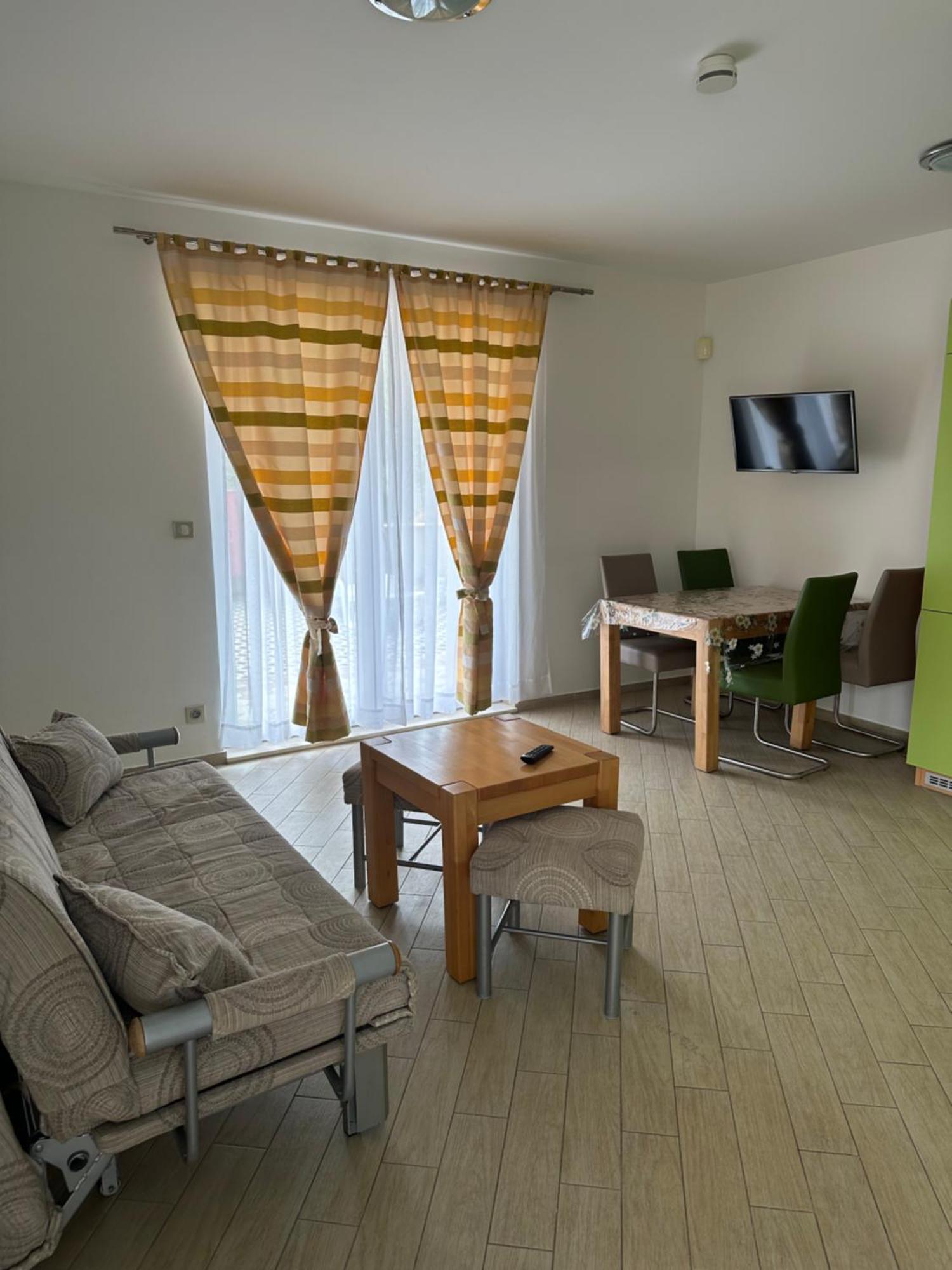 סלאנו Apartments Villa Eva מראה חיצוני תמונה