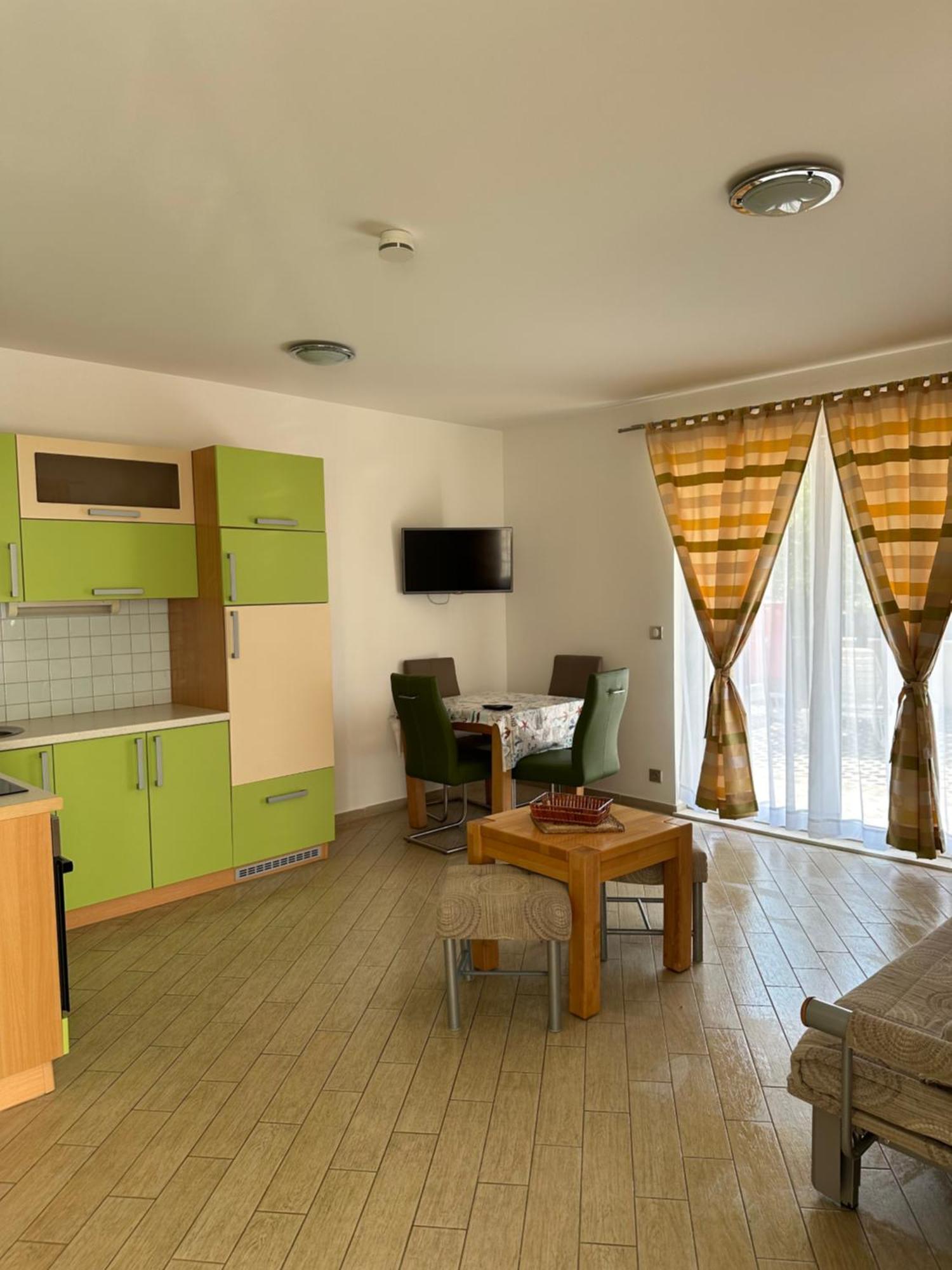 סלאנו Apartments Villa Eva מראה חיצוני תמונה