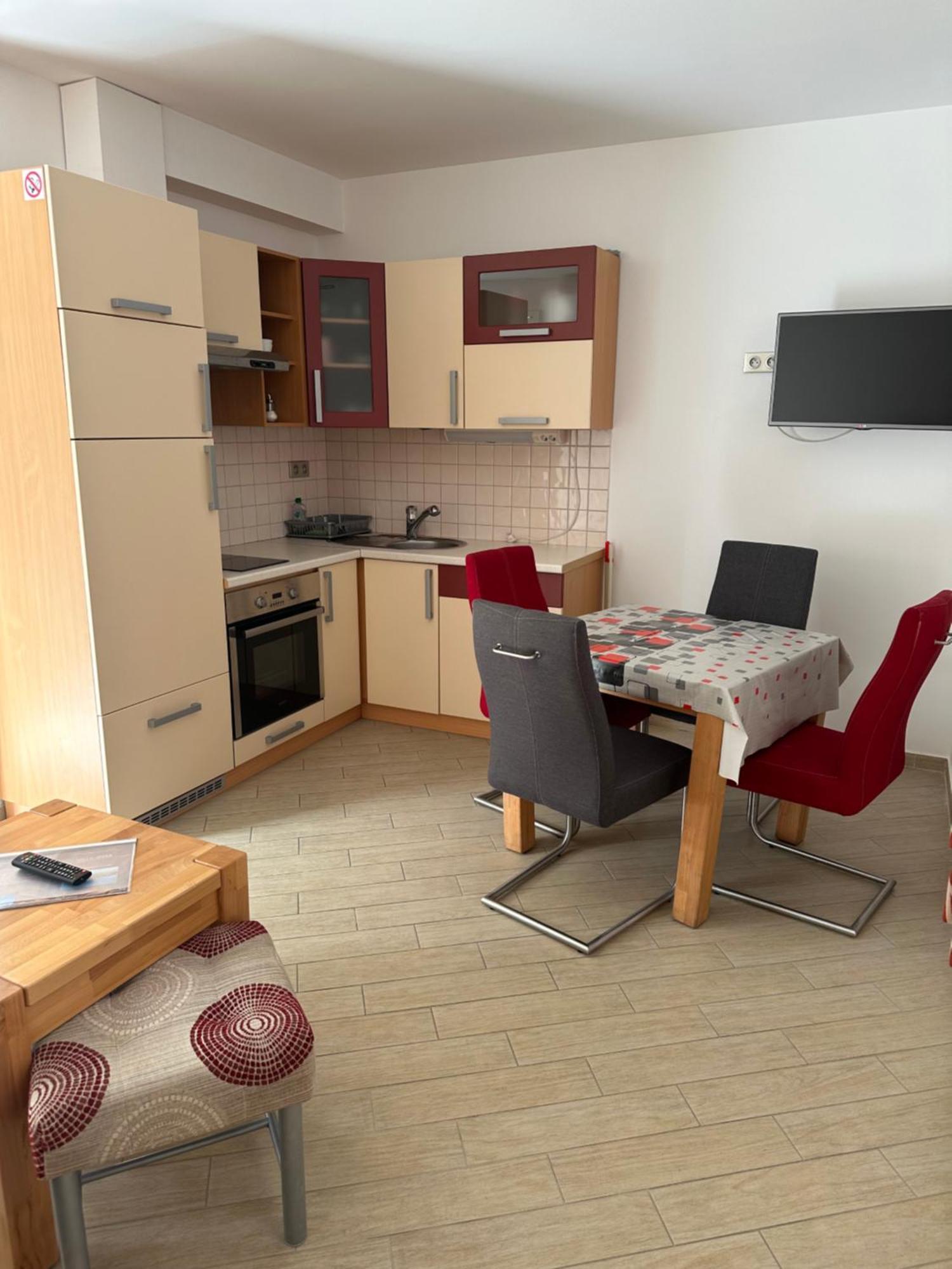 סלאנו Apartments Villa Eva מראה חיצוני תמונה
