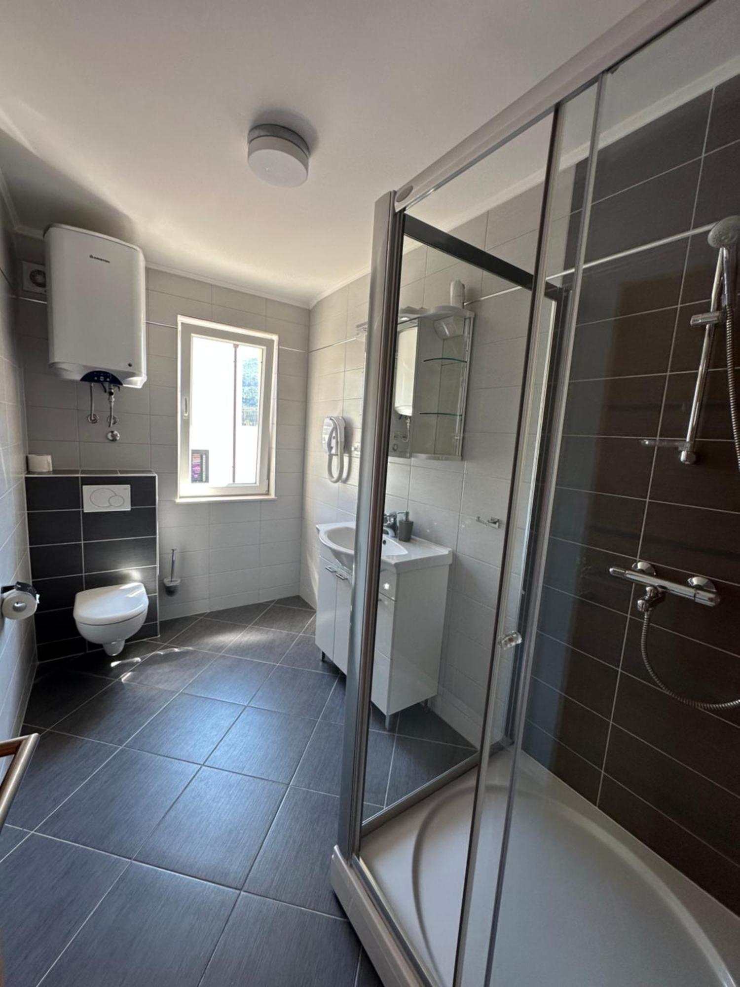 סלאנו Apartments Villa Eva מראה חיצוני תמונה